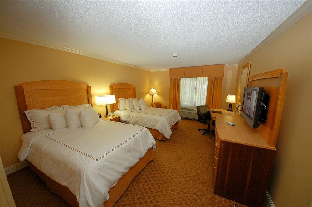 Richmond Inn & Suites Baton Rouge Oda fotoğraf